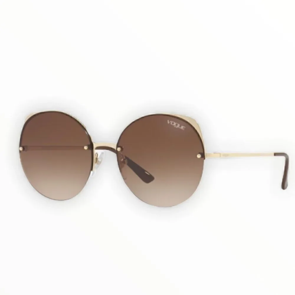 VOGUE EYEWEAR SUNGLASSES  IN BROWN GRADIENT